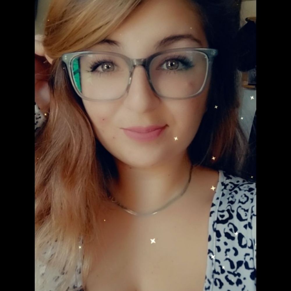 Meet your Posher, Katie